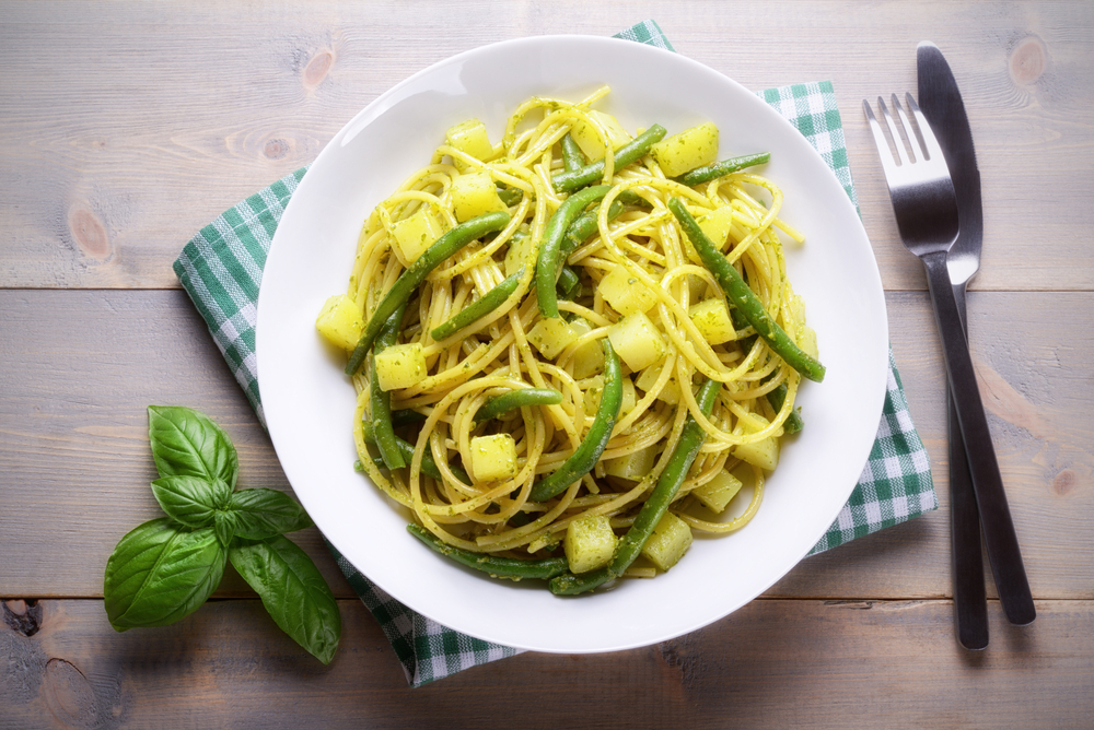 Pesto Pasta with green beans and potatoes